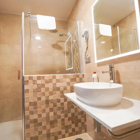 Guest house Mellizos 4*