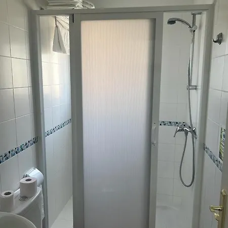 Guest house Mellizos 4*